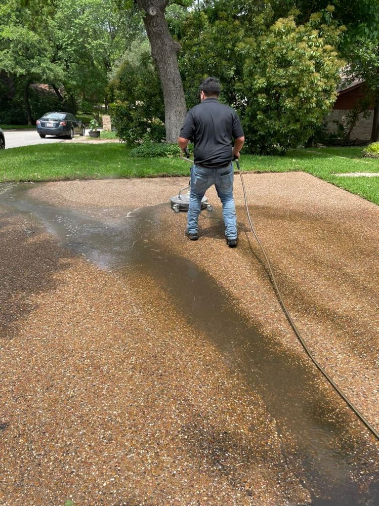 Asphalt and Paving for Landmark Pavement Solutions in Dallas, TX