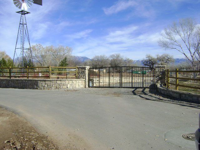 Fences for Valley Fence Company in Rio Rancho, NM