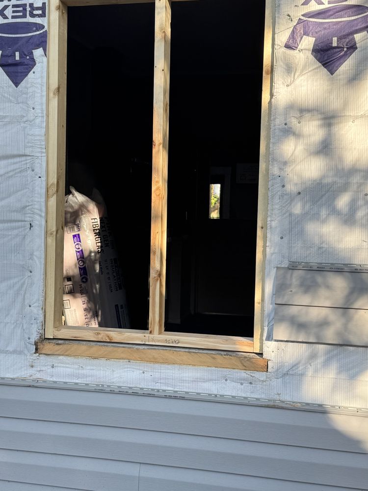 Steeleville bath for Dead Tree General Contracting in Carbondale, Illinois