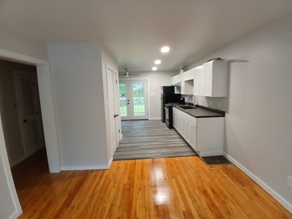 Duplex in Carbondale for Dead Tree General Contracting in Carbondale, Illinois