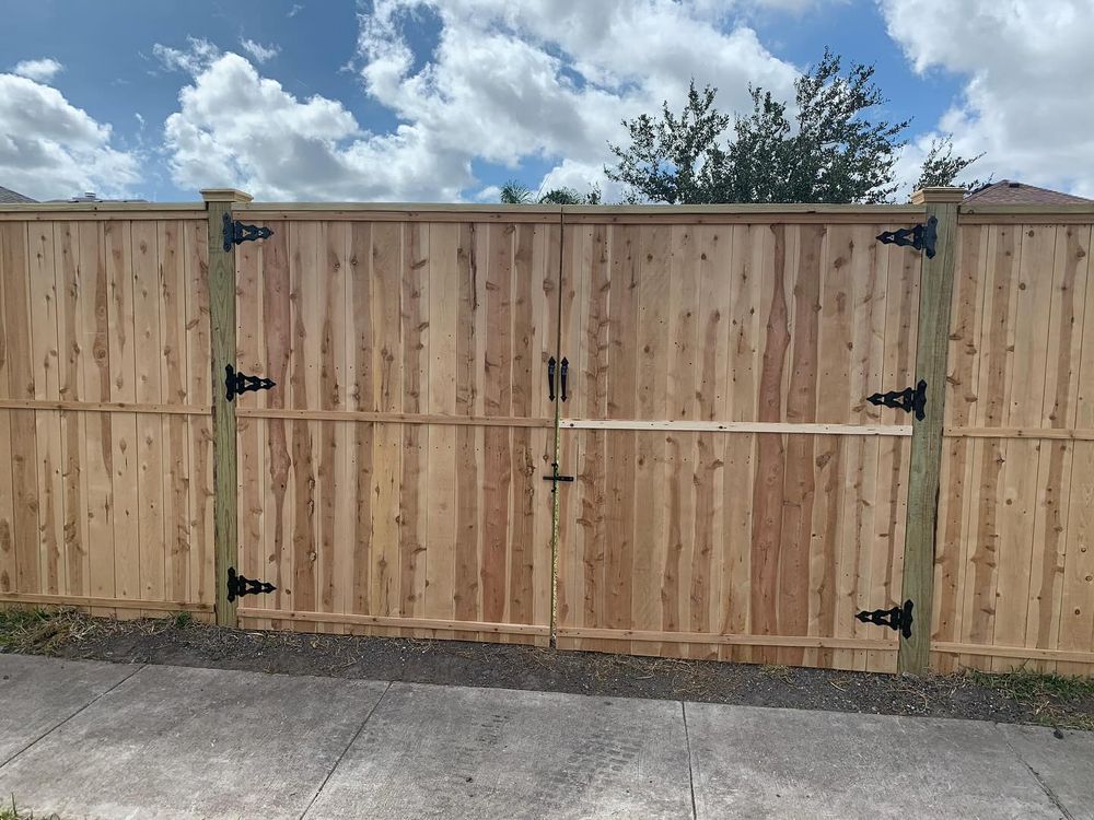 Fencing for Keen Decorative Concrete in Corpus Christi, TX