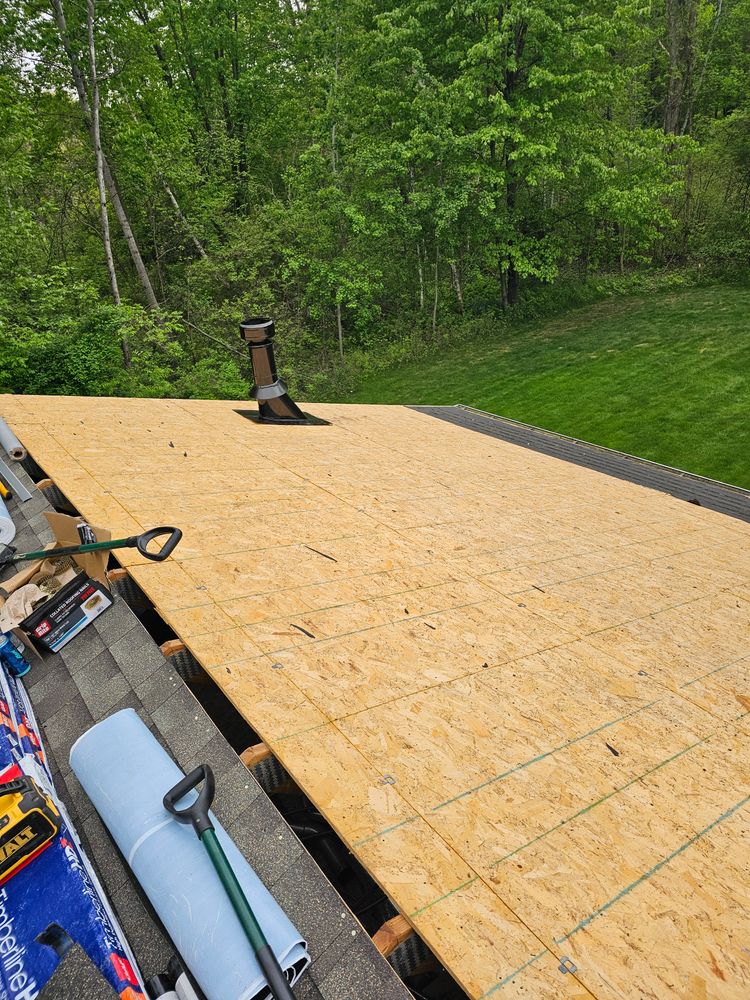 All Photos for Walkers Quality Roofing  in Midland, MI