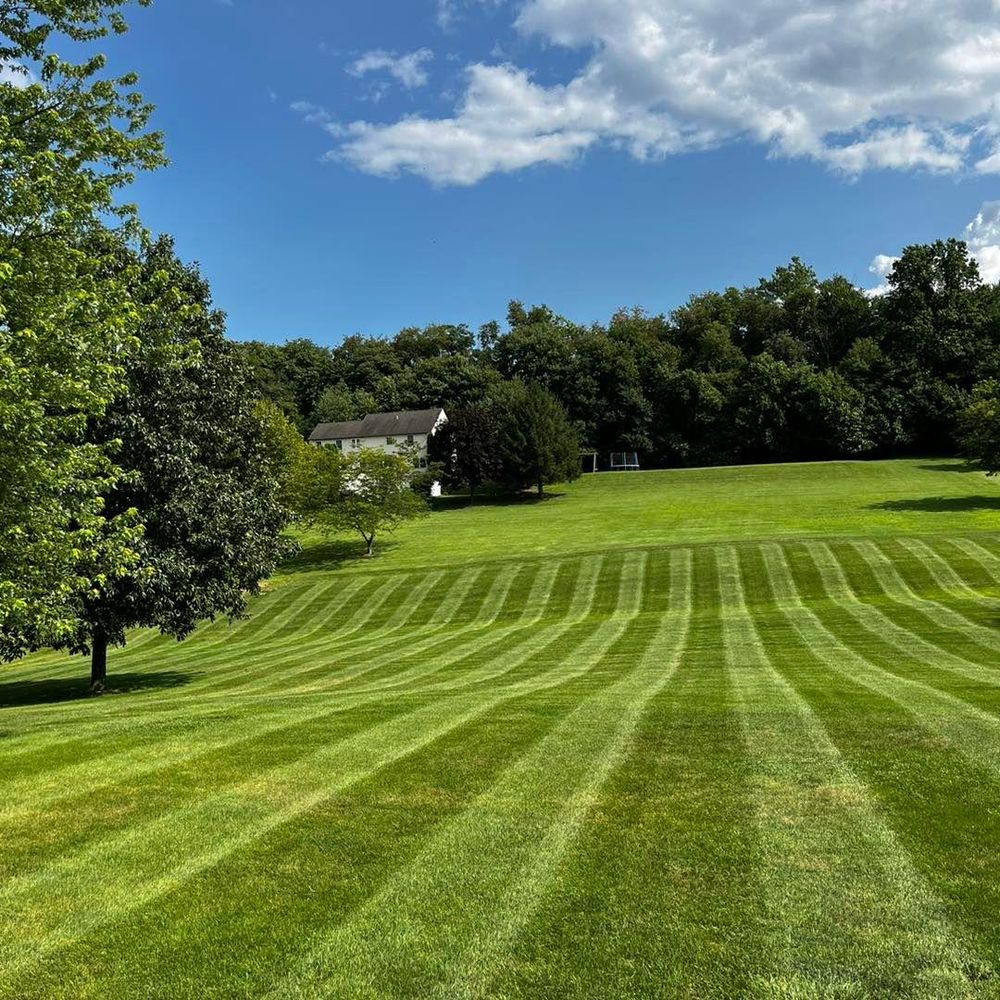 Mowing for Conoy Acres Lawn Service in Elizabethtown, PA