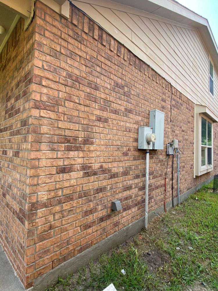 Home Softwash for E&E Pressure Washing Service, L.L.C. in Houston, TX