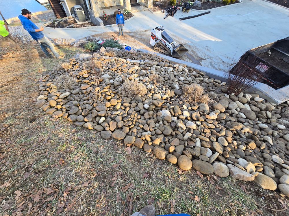 All Photos for Lafollette Mulch, Stone and Lawn Care in La Follette, TN