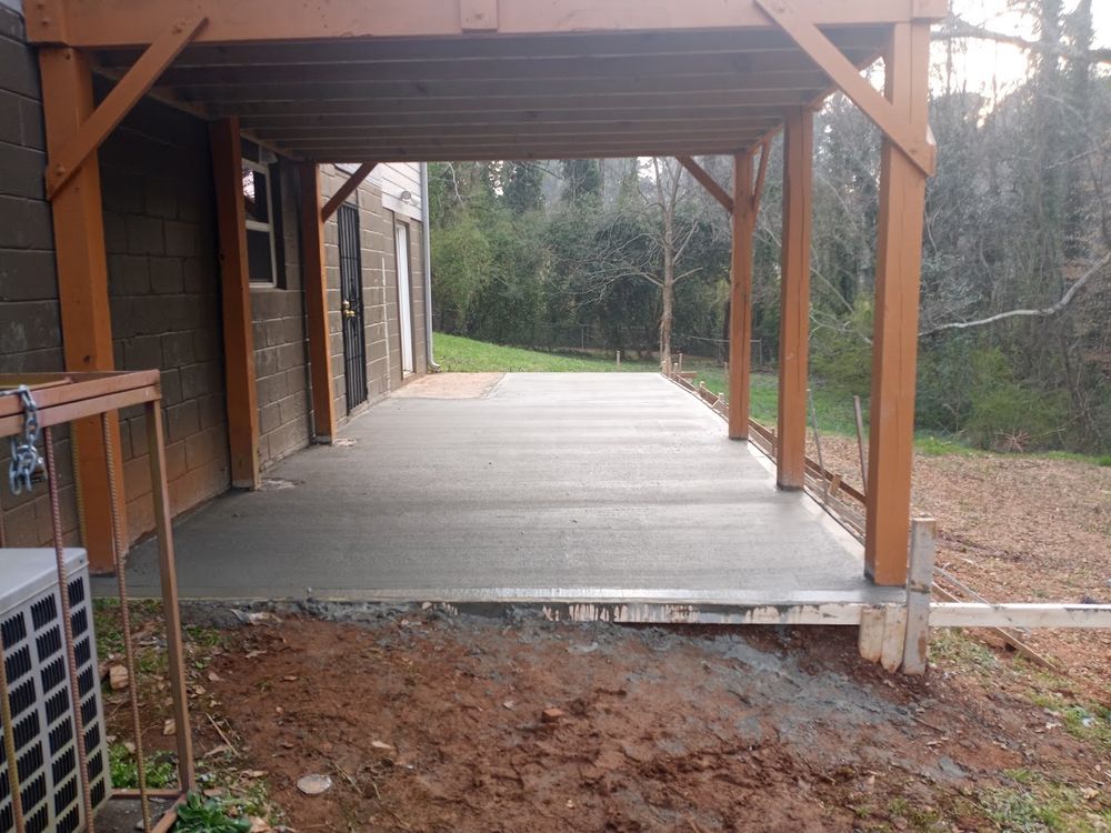Residential Concrete for A&A CONCRETE LLC in Lake City, GA