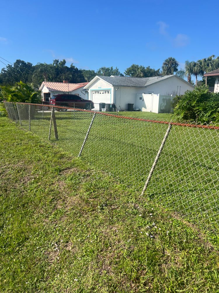 All Photos for Otter's Fence & Gate Repair Service in Palatka, FL