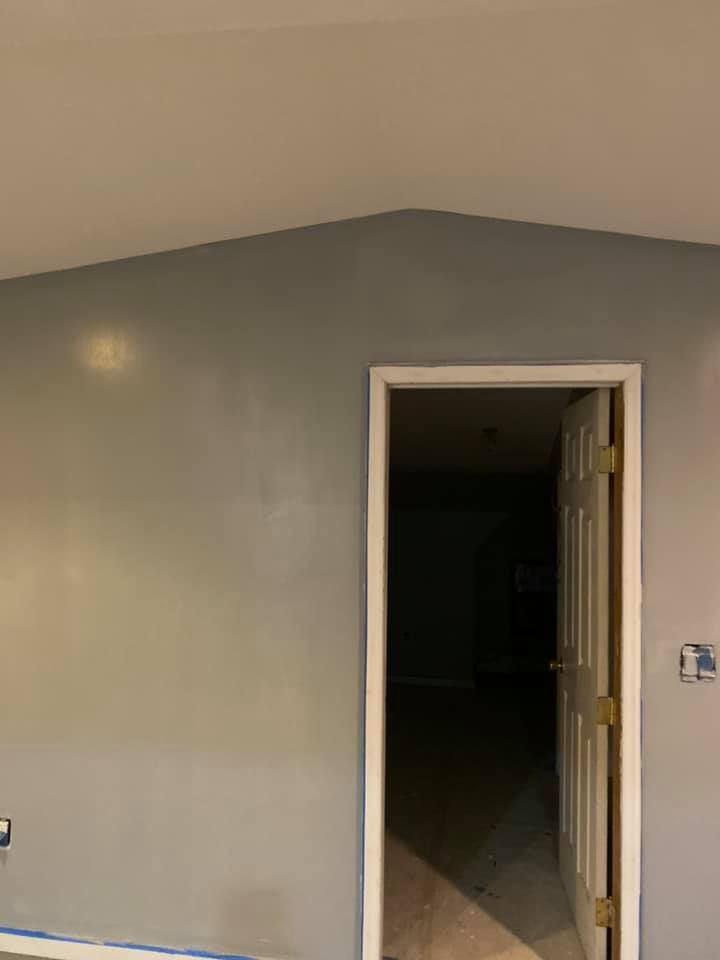 All Photos for B Nieves Painting in New York, NY