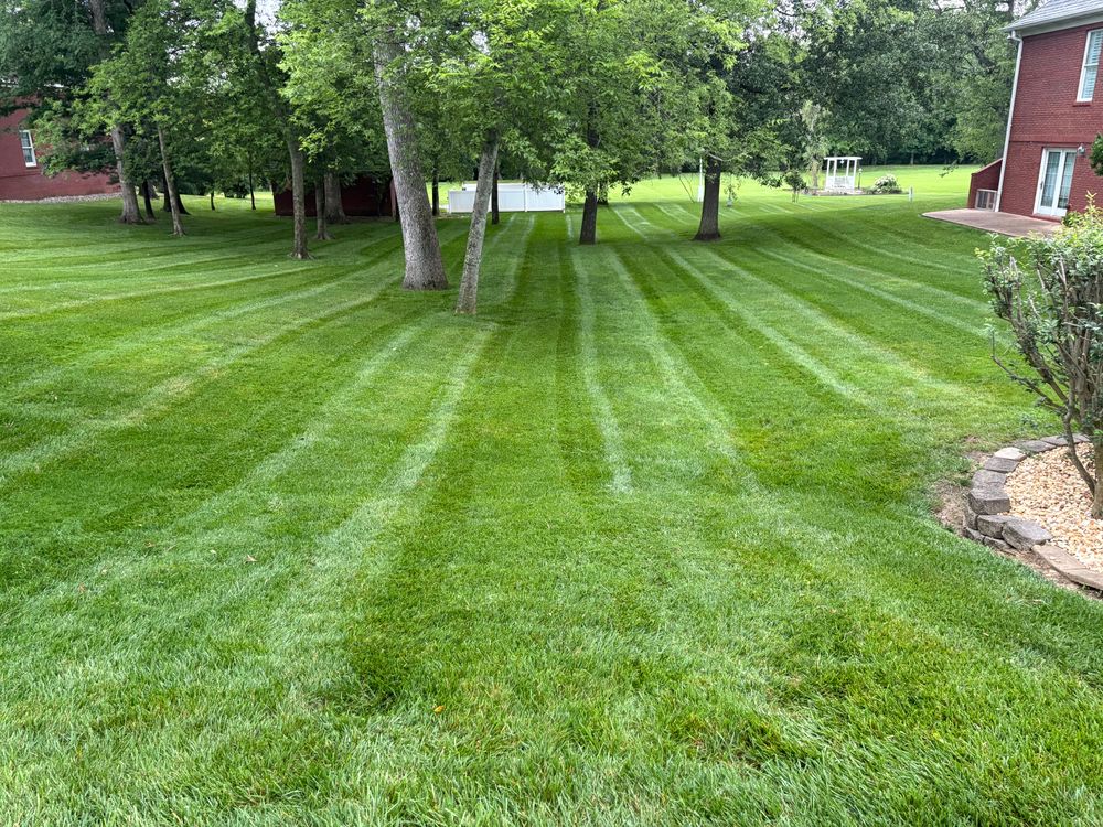 All Photos for Bailey’s Lawn Care & Dirt Service in Murray, KY