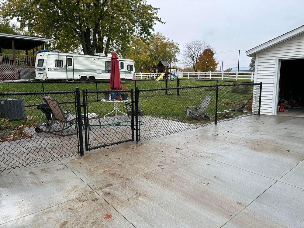 Fence Installation for Illinois Fence & outdoor co. in Kewanee, Illinois