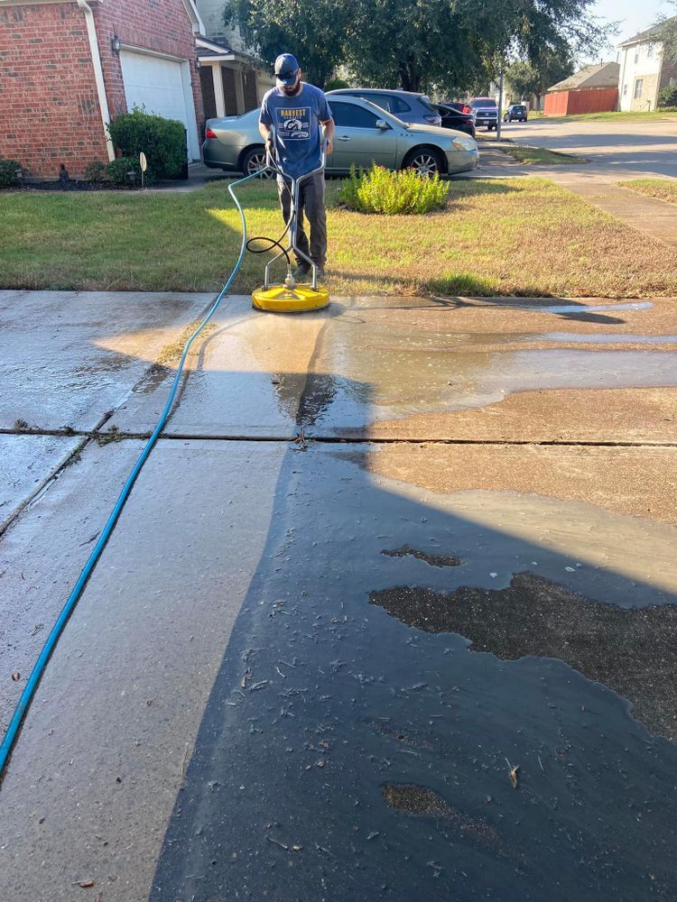 Home Softwash for E&E Pressure Washing Service in Houston, TX