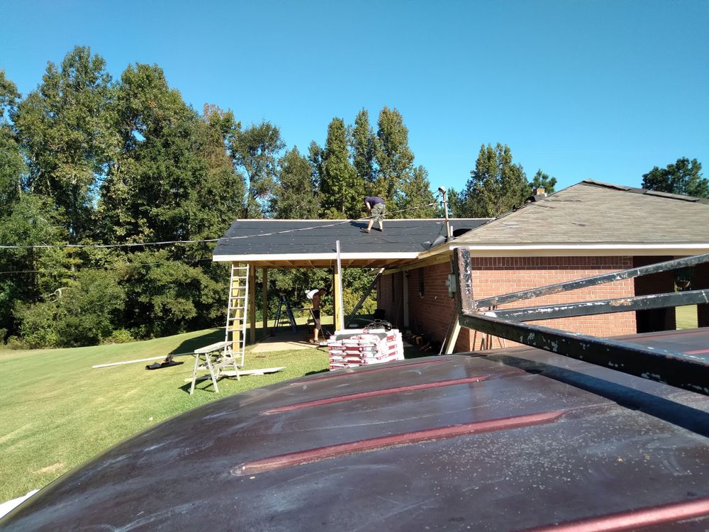 All Photos for H & R Roofing And Construction  in Union, MS