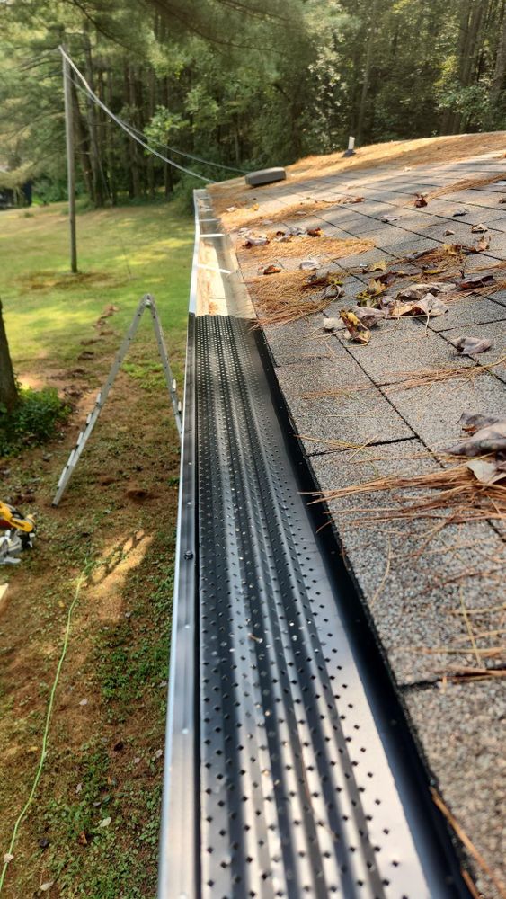 All Photos for Top Hand Roofing and Gutter in Pomeroy, OH