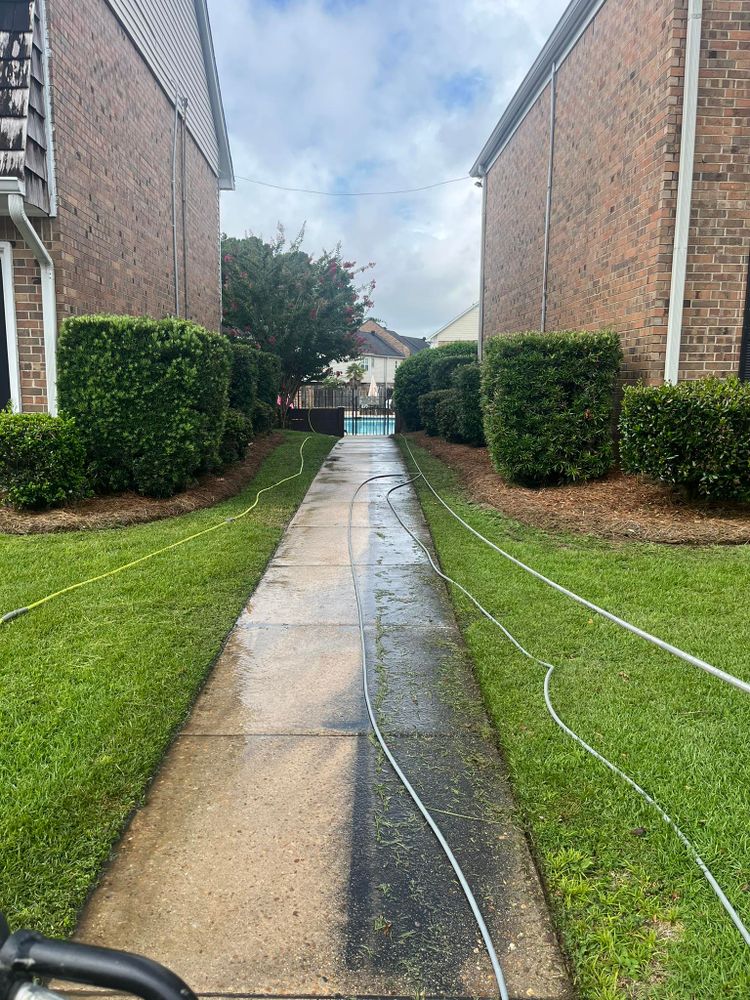 All Photos for All-Star Lawn Care & Soft Washing in Mobile, AL
