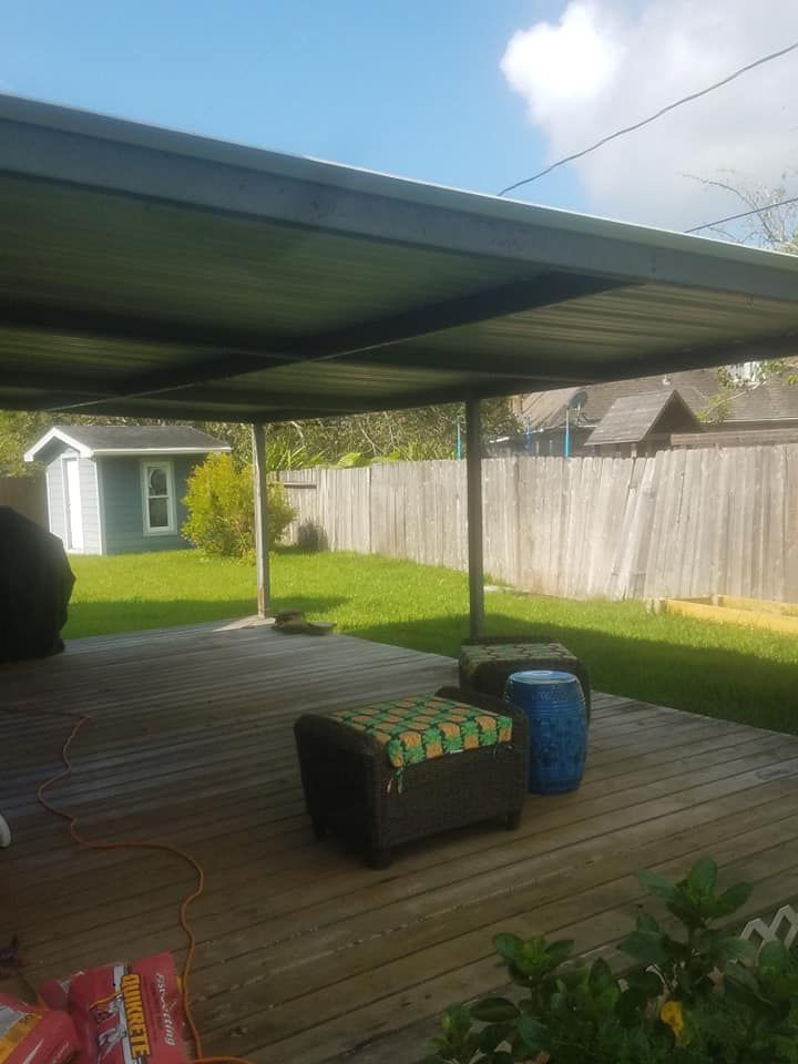 Fences for Mondragon Fencing/Remodeling in Houston, TX