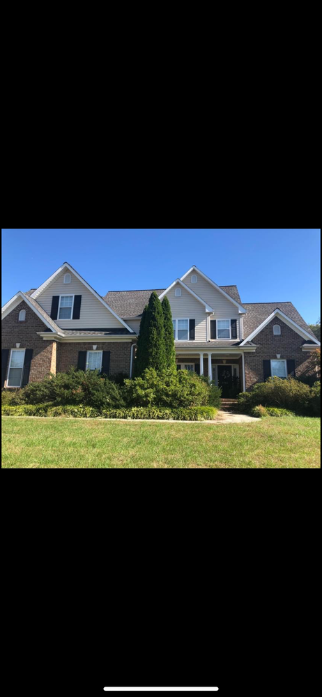 Window Cleaning  for Cleaning Carolina’s LLC in Greensboro, NC