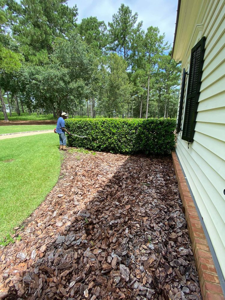 All Photos for Thomasville Lawn Care in Thomasville, GA