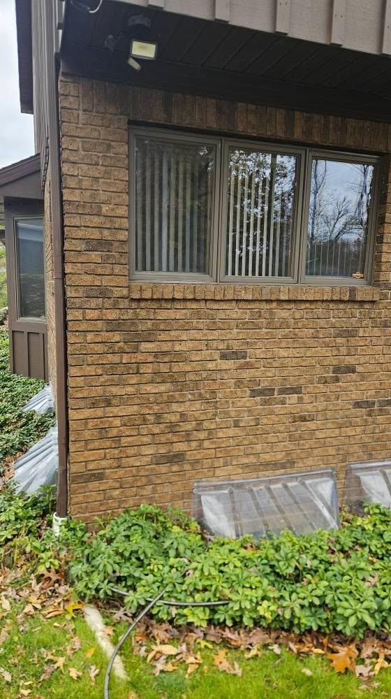 All Photos for On The Spot Lawn Maintenance & Pressure Washing in Jackson, MI