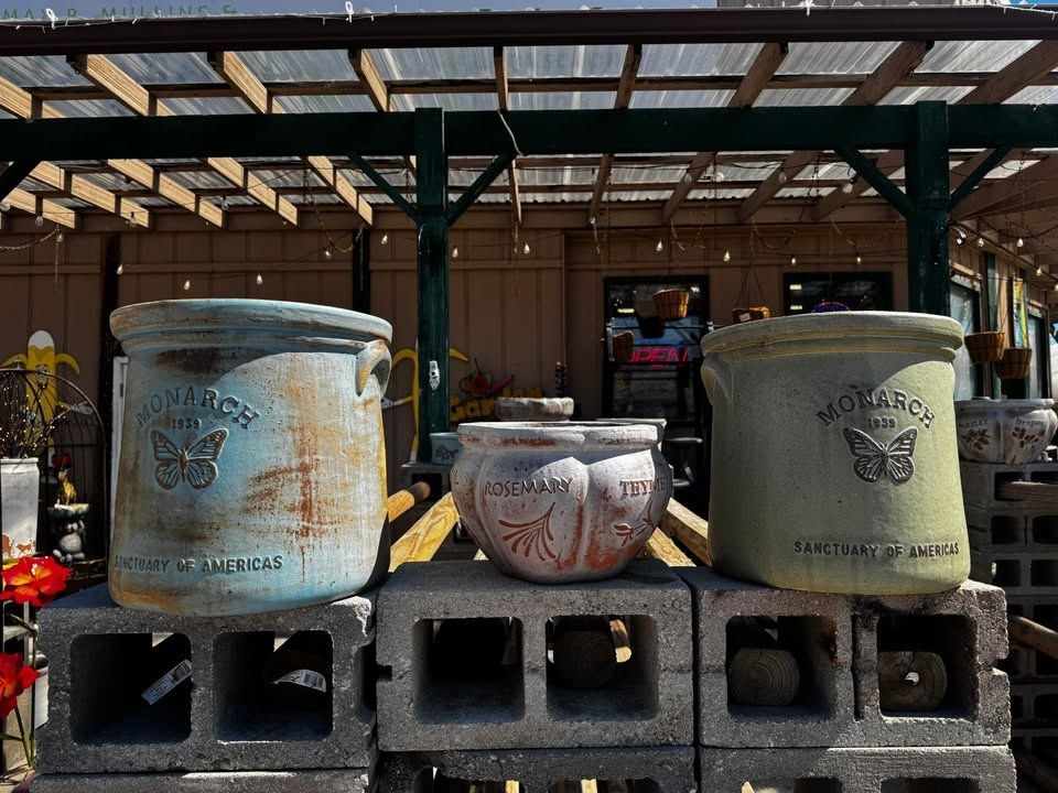 All Photos for Mayfield Landscaping in Staunton, IL