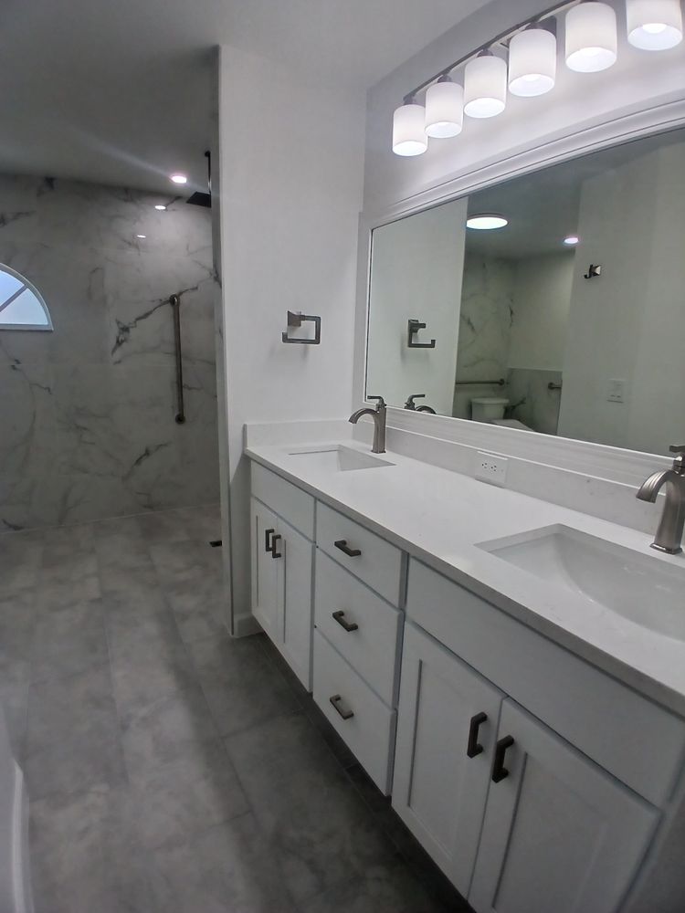 Bathrooms  for The Pro's Painting and Handyman Services in Haines CIty, FL