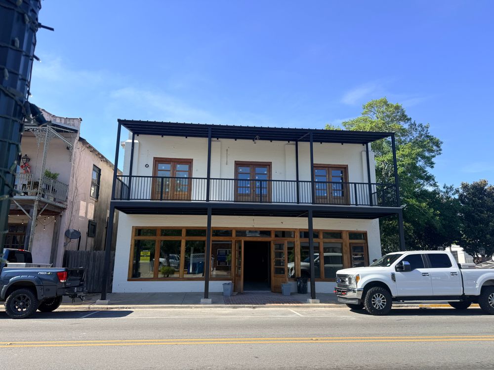 Exterior Makeovers for BAYOU BUILD & PAINT in Gonzales, LA
