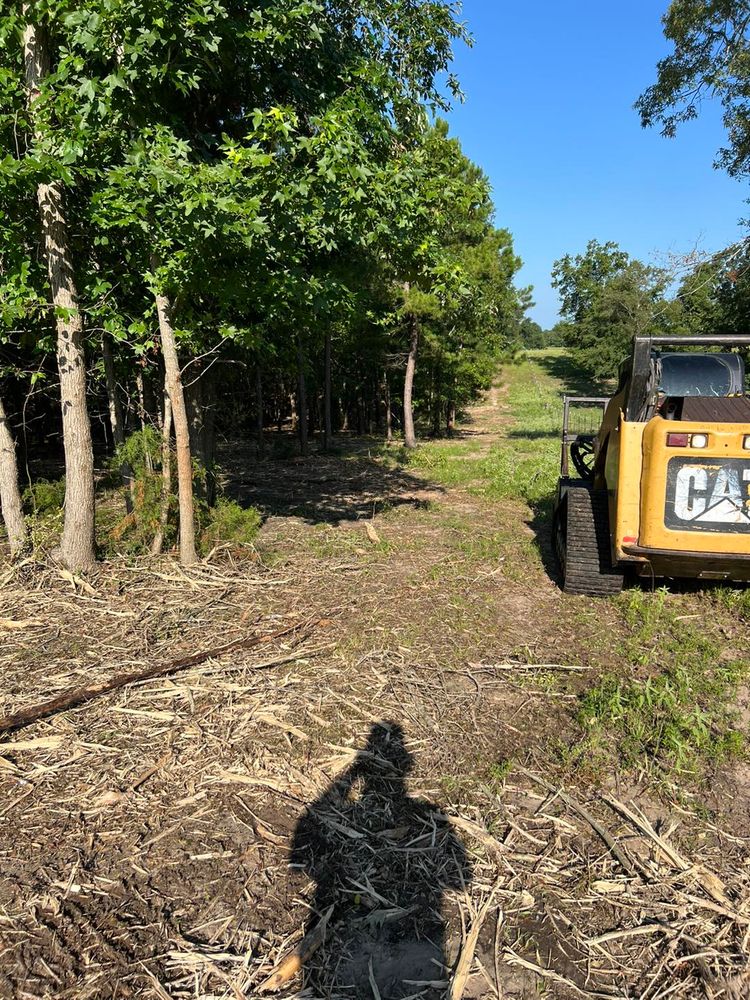 All Photos for 903 Mulching in East Mountain, TX
