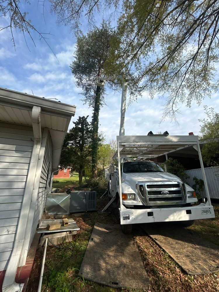 All Photos for Chipper's Tree Service  in Fort Payne, AL