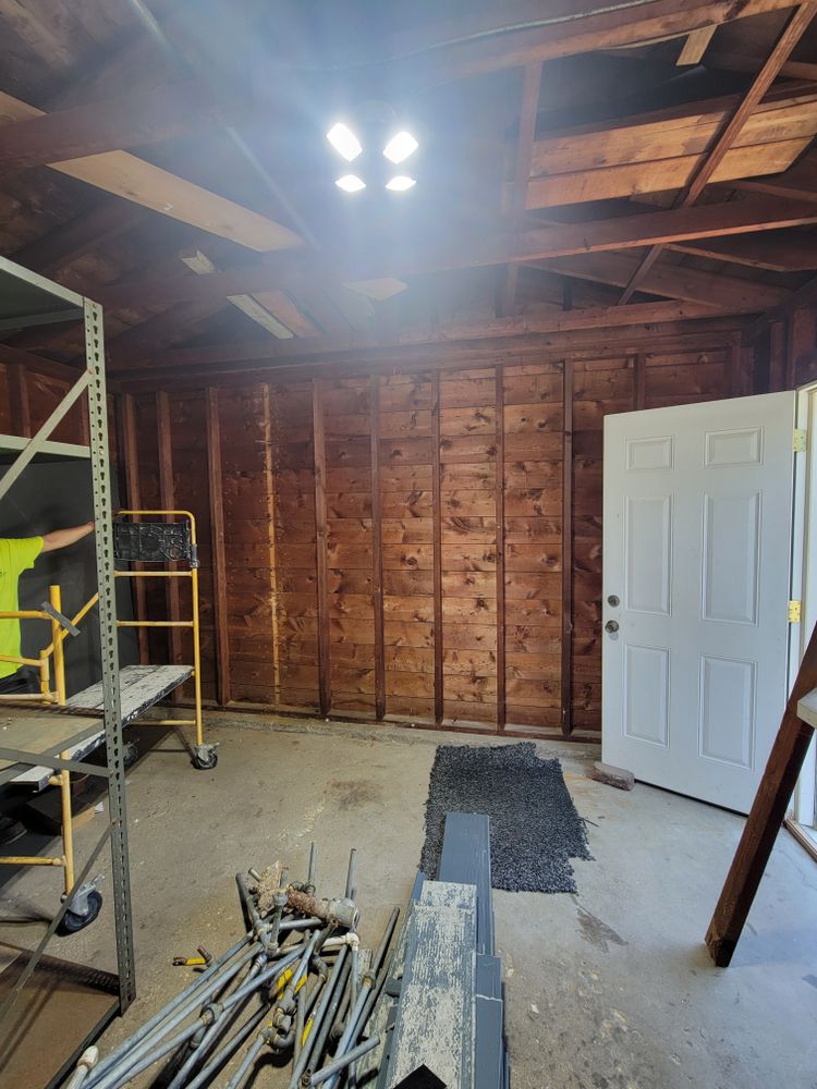 All Photos for DLN Home Remodeling in Peru, IL