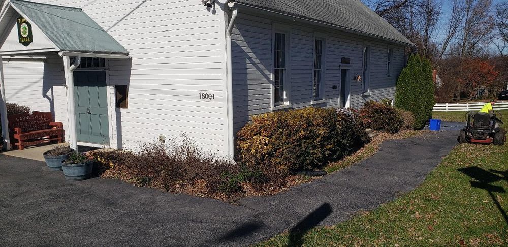 All Photos for Clean Cut Lawns & Landscaping in Dickerson, MD