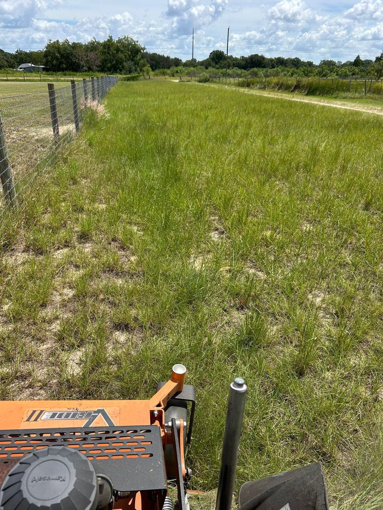 All Photos for Estrada All Pro Lawn Service in Auburndale, Florida