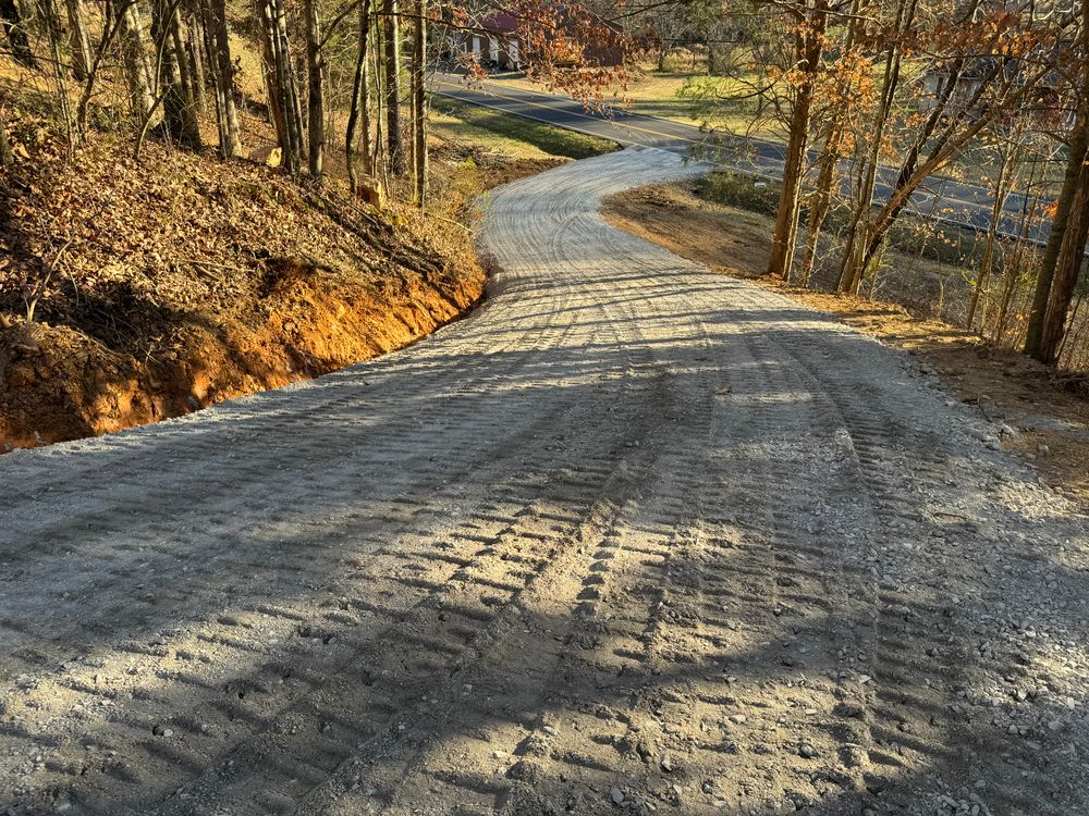 Driveways  for Holmes Septic Works LLC in Knoxville, TN 