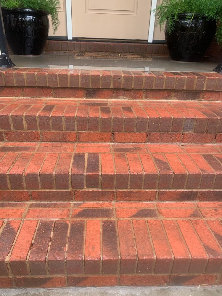 Brick cleaning for JB Applewhite's Pressure Washing in Anderson, SC