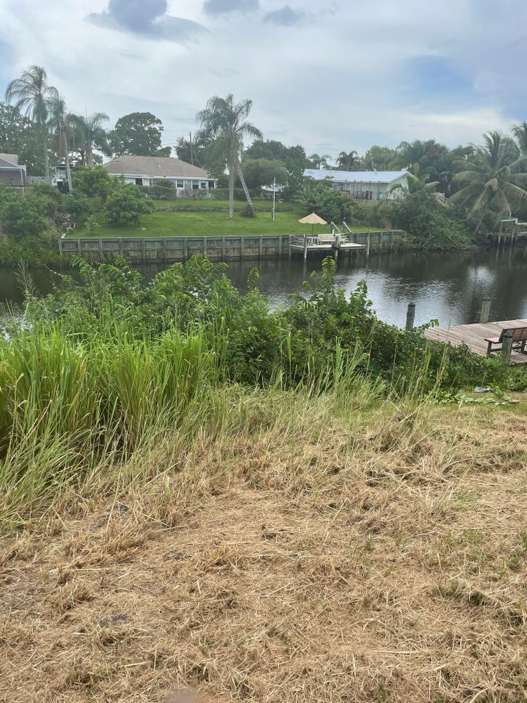 All Photos for Clear Water Lawn and Irrigation Service in Port St. Lucie, FL