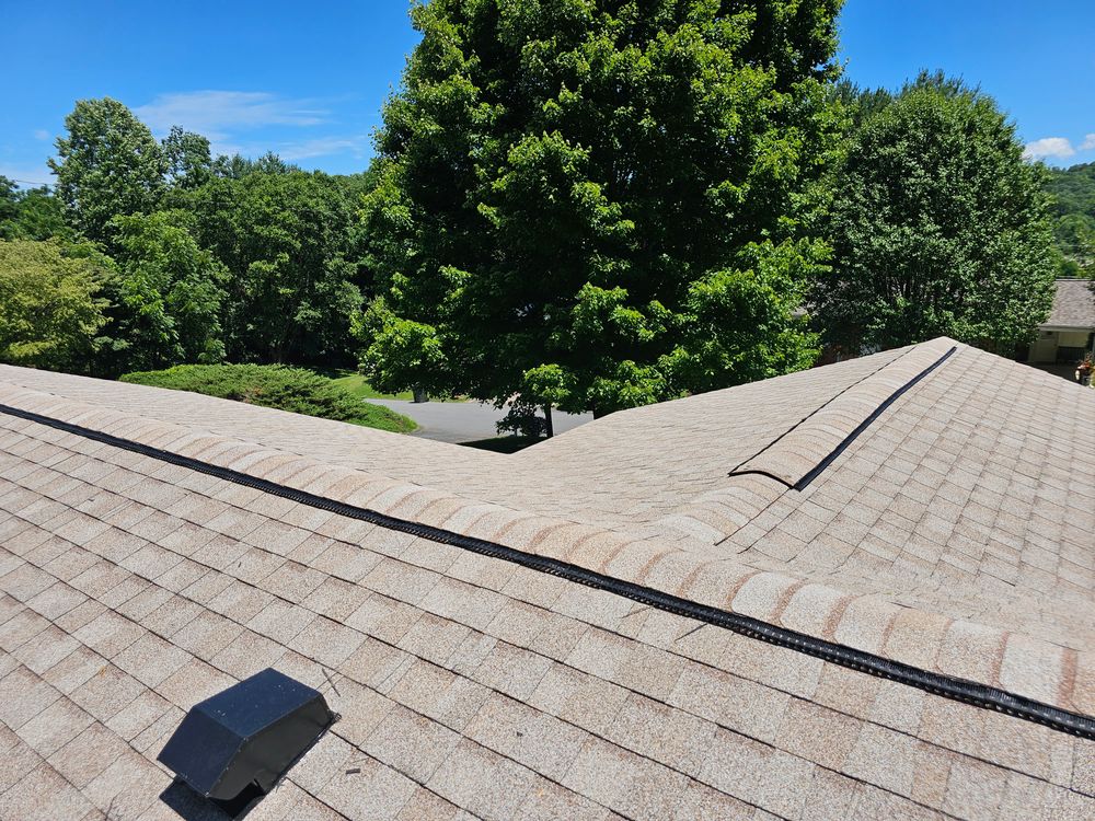 Certainteed Landmark Lifetime Shingles  for Peak Perfection Roofing LLC  in Asheville, NC