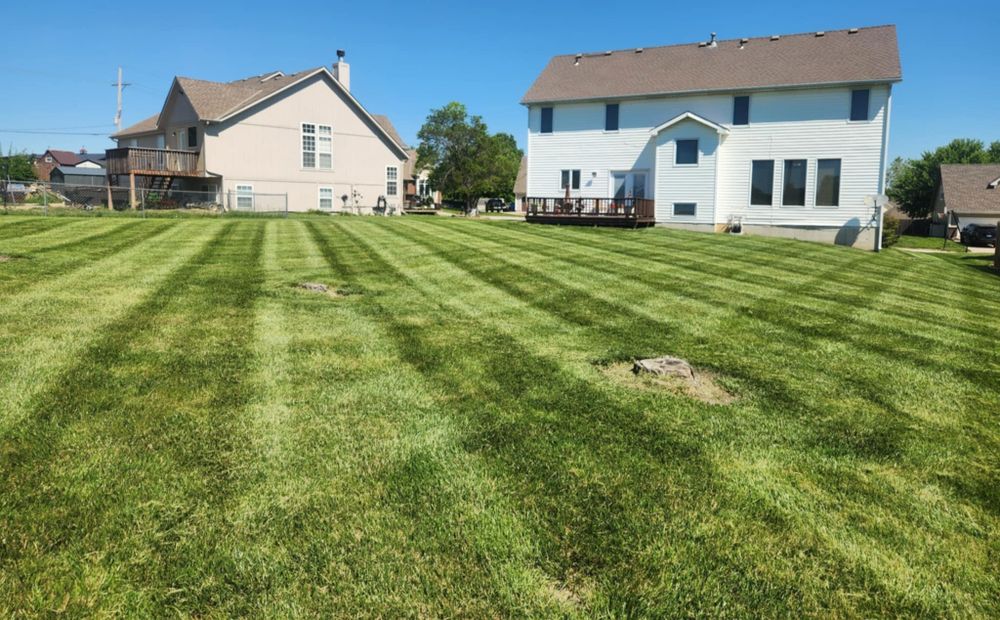 All Photos for Curb Appeal Lawn Care in Kansas City, Kansas