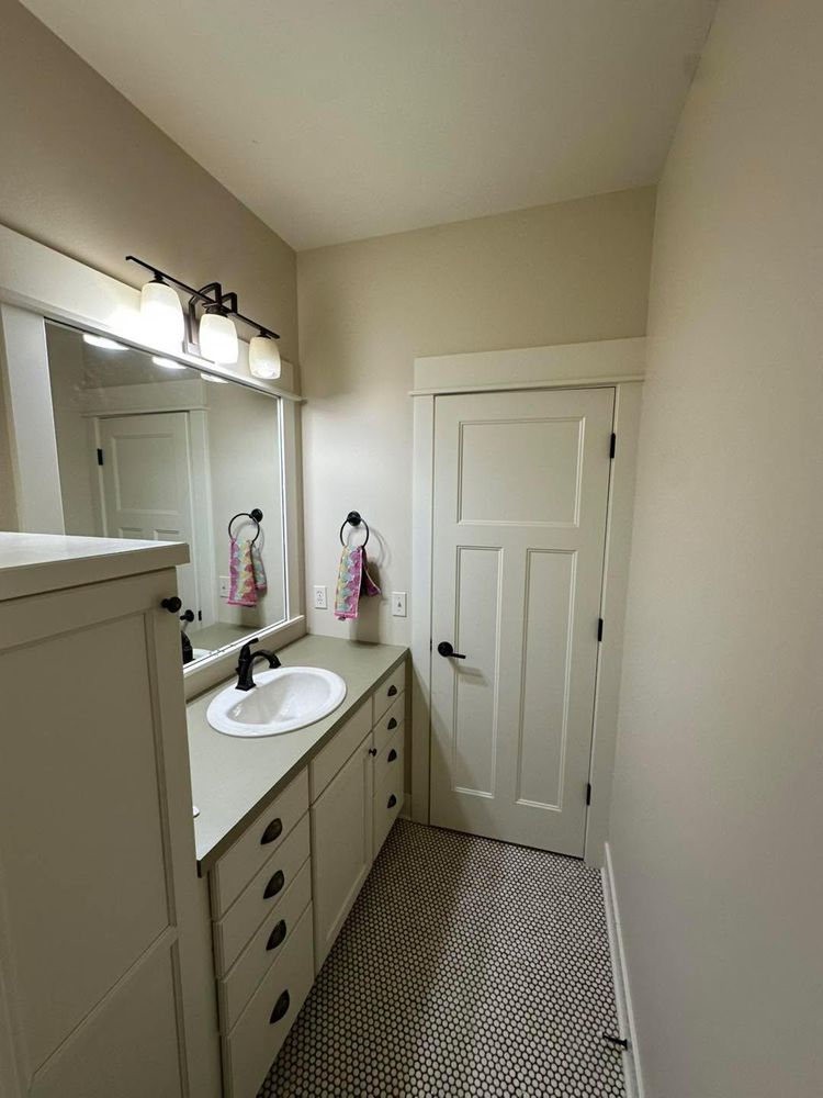 All Photos for Matt Meranda Painting in Grand Rapids, MI