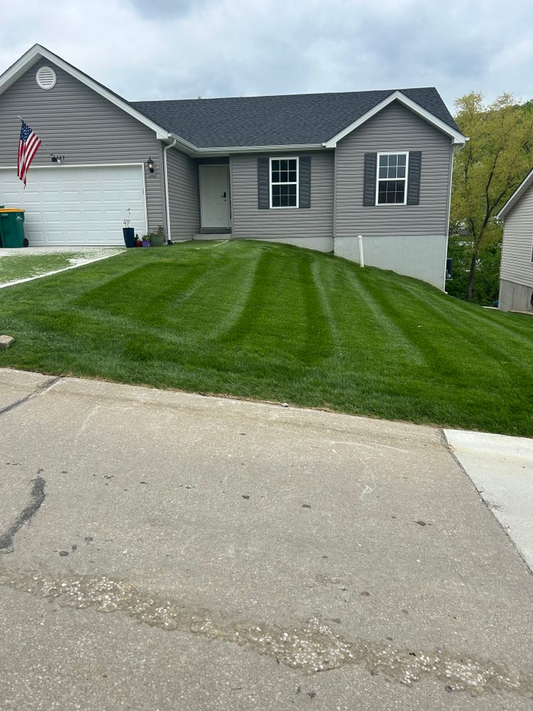 Lawn Care for G&K Landscaping in Hillsboro, MO