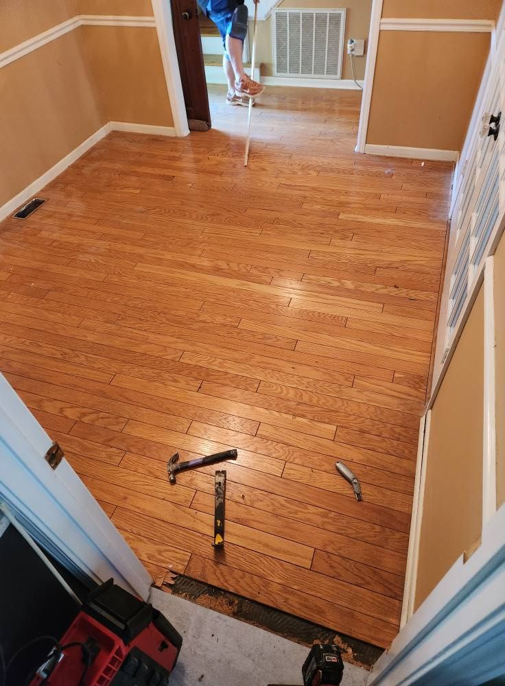 All Photos for Gunderson & Ranieri Remodeling & Rentals  in Columbia,  SC