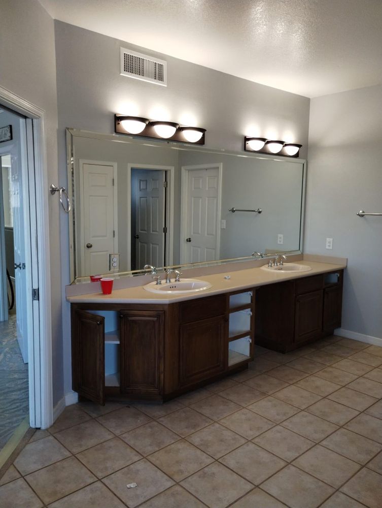 All Photos for Kings Tile LLC Bathroom Remodeling in San Antonio, TX