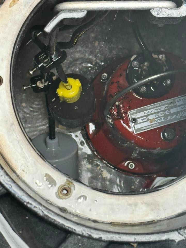 Our Septic System Repair service ensures your system runs smoothly, resolving issues promptly with expert care to prevent further damage and maintain efficiency for a clean, trouble-free home environment. for Hardin’s Septic Tank Service LLC in Richlands, NC