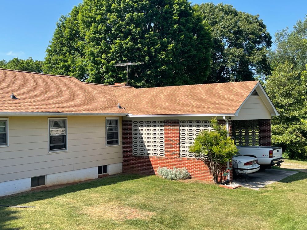 Shingle Roofs for Rock Star Roofing LLC  in Dandridge,  TN