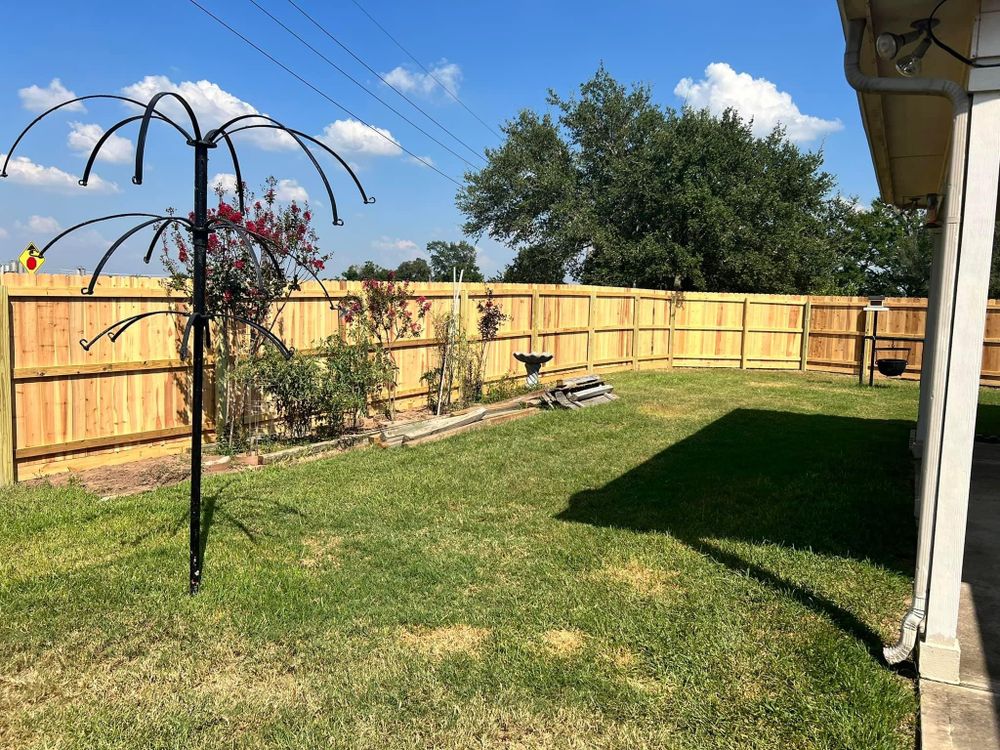 Privacy 3 Rail Cedar Fencing for Pride Of Texas Fence Company in Brookshire, TX