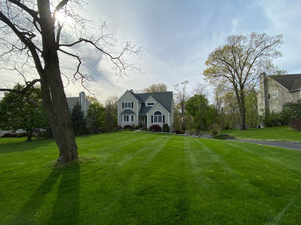 All Photos for Zaldivar’s Lawn Care INC  in Peekskill, NY