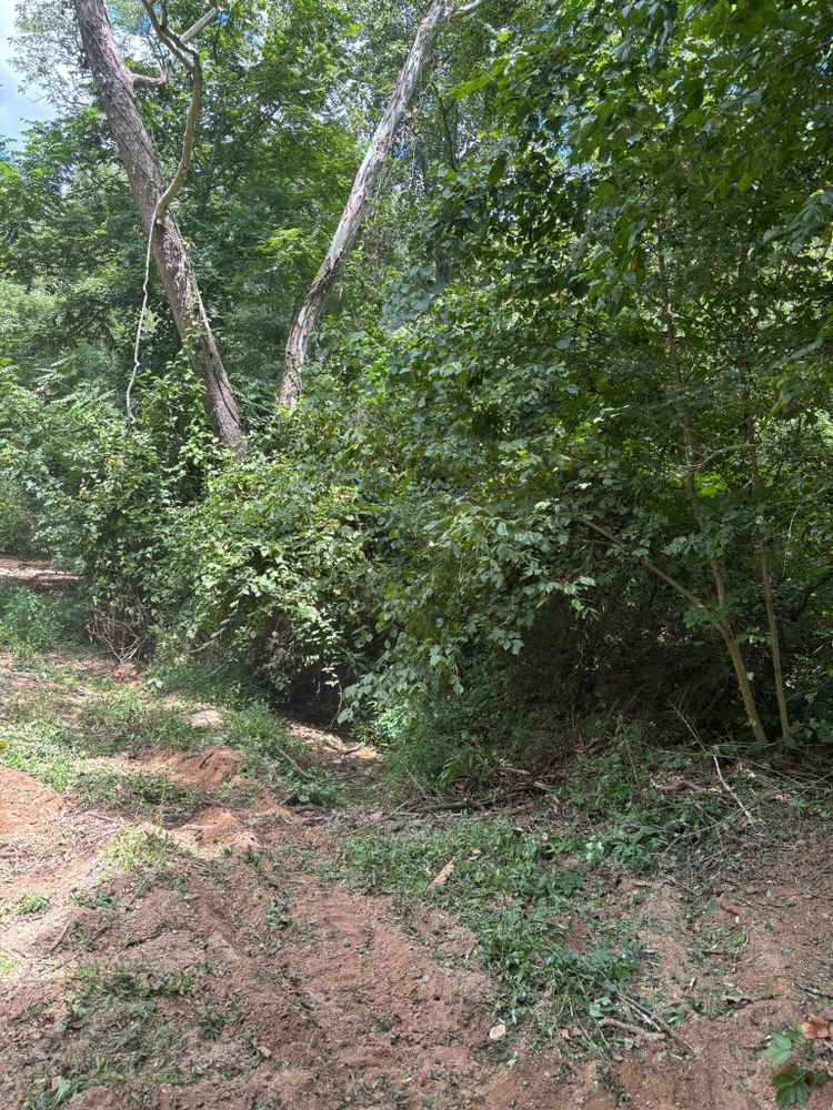 All Photos for R & T Contracting in Chattanooga, TN