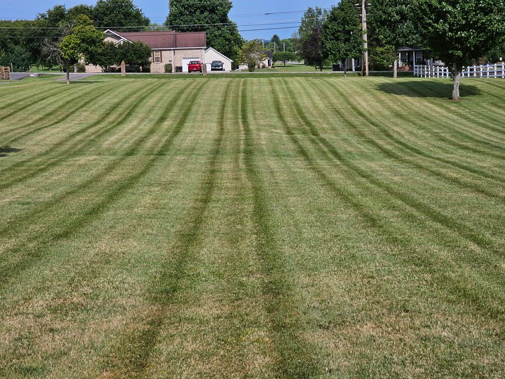 Lawn Care for Lawnscapers TN in White House, TN