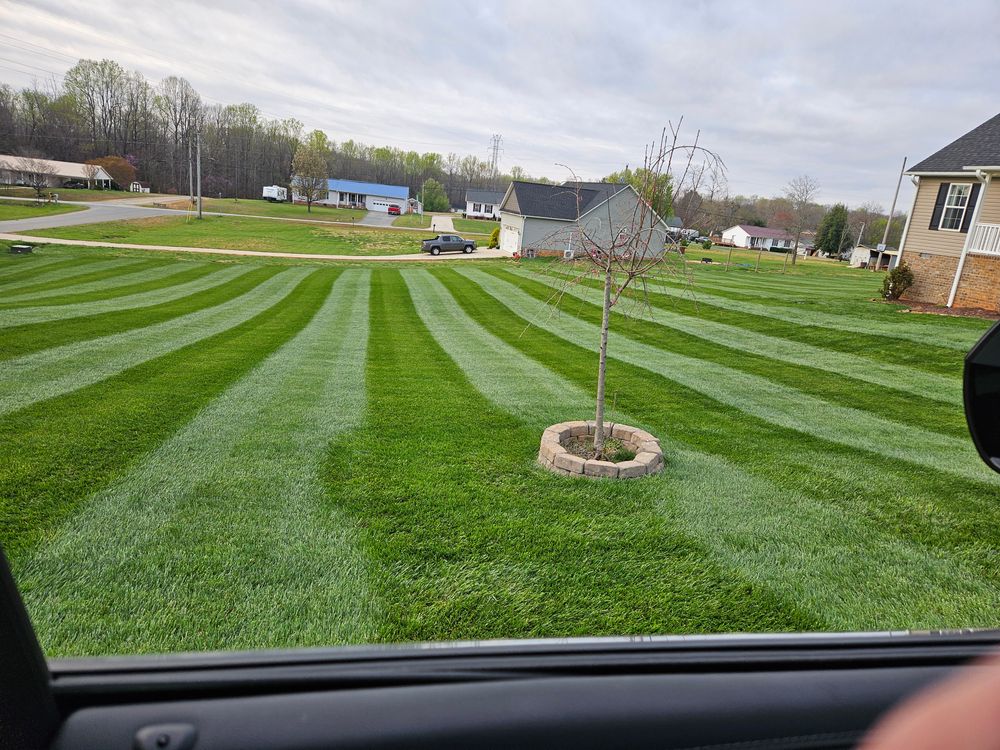 Lawn Care for Gallimore’s Lawn Care in Thomasville, NC