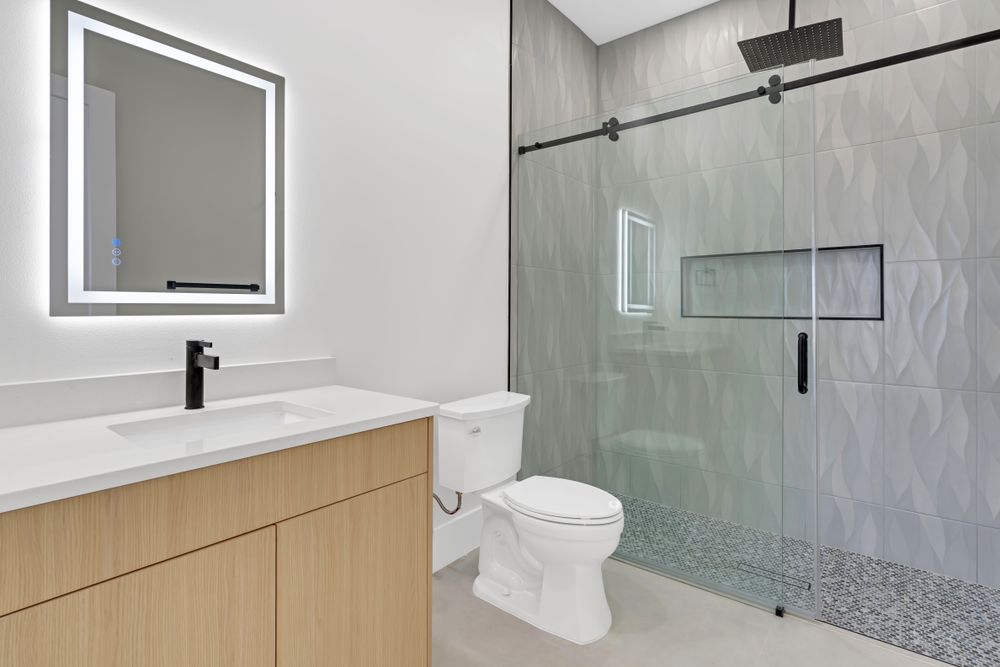 Bathrooms and Custom Interiors for Zion Construction LLC in Frostproof, FL