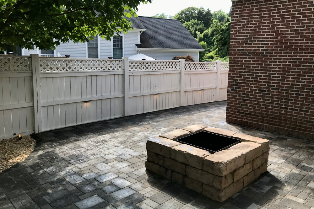 Outdoor Fireplaces for Resnik Landscaping Services in New Kensington, PA