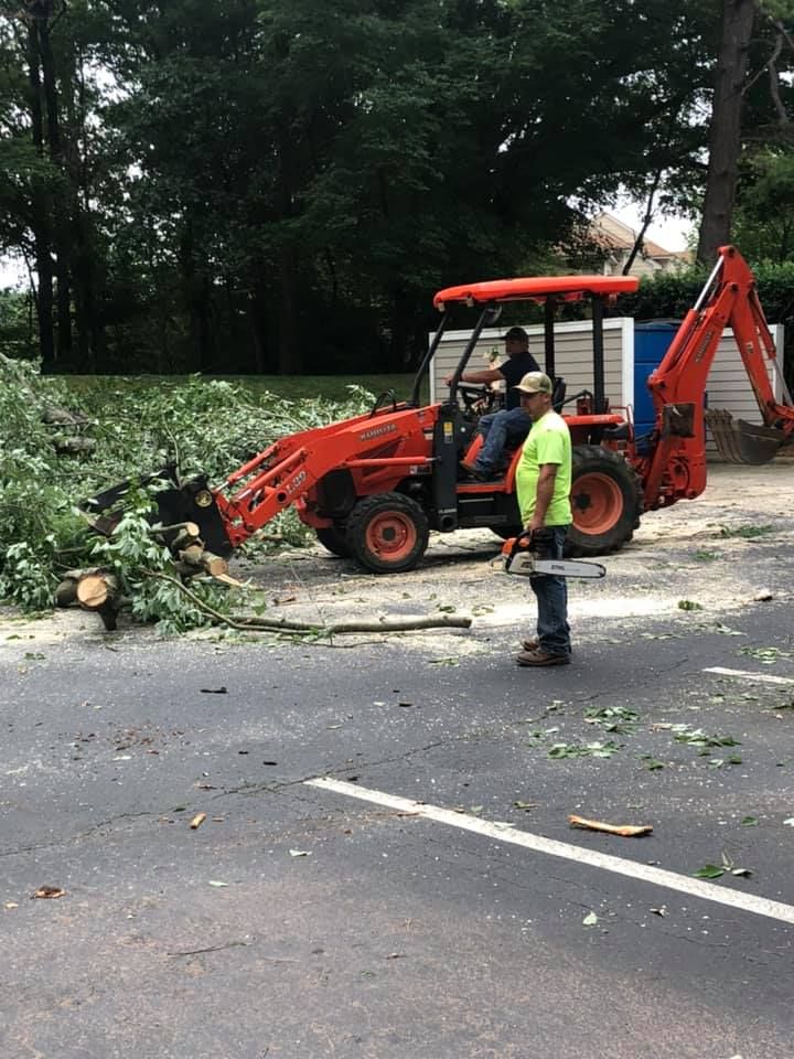 North Meck Tree & Grounds Specialist team in Huntersville, NC - people or person