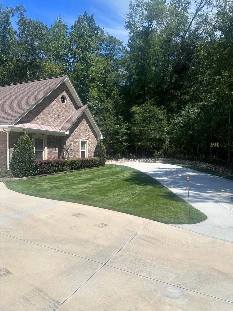 Hedgecraft Landscaping LLC team in Senoia, GA - people or person